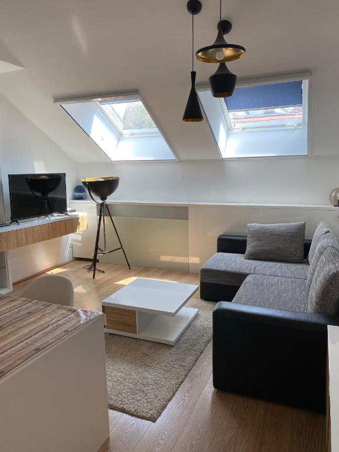 Venus Apartments - Gozsdu Court I บูดาเปสต์ ภายนอก รูปภาพ